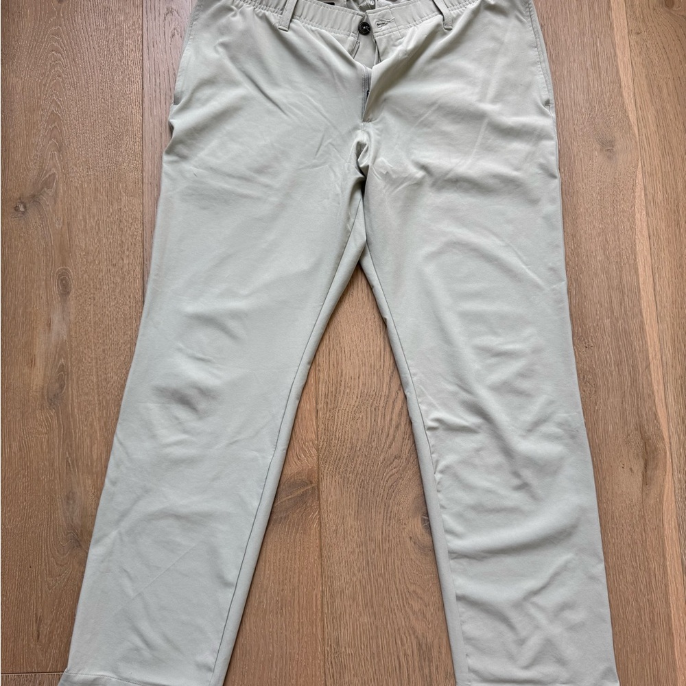 Under Armour Gray Chinos Classic Straight-Leg